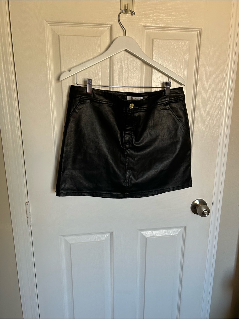 Lilly Pulitzer Black Faux Leather Mini Skirt